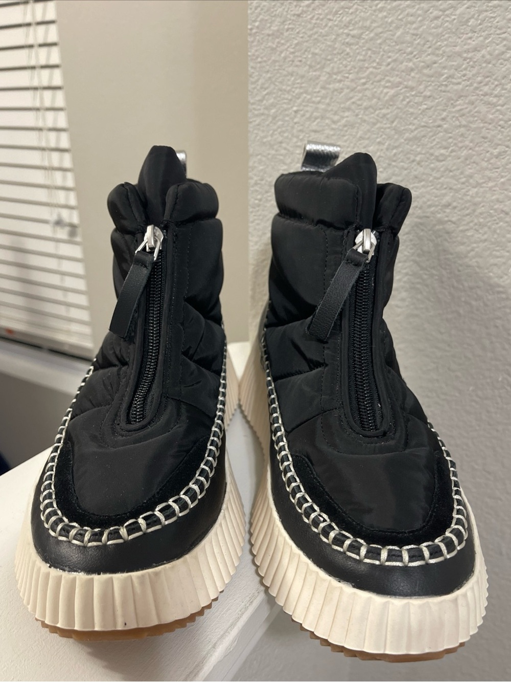 DOLCE VITA Devlin High Top Platform Sneaker In Black Size 8.5 - Picture 3 of 6